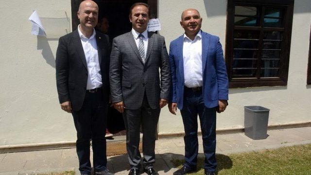 Kendilerine Oy Veremediler