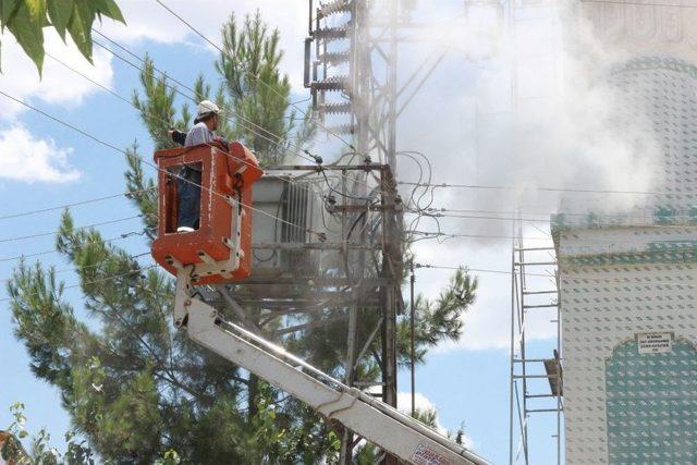 Trafoda Yaşanan Patlama Korkuttu