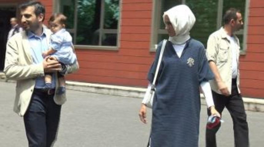 (özel Haber) Cumhurbaşkanı Erdoğan’ın Küçük Torunu Canan Aybüke İlk Kez Görüntülendi