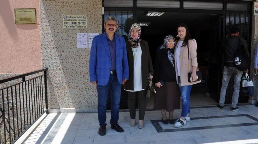 Başkan Alıcık Oyunu Ailesi İle Birlikte Kullandı