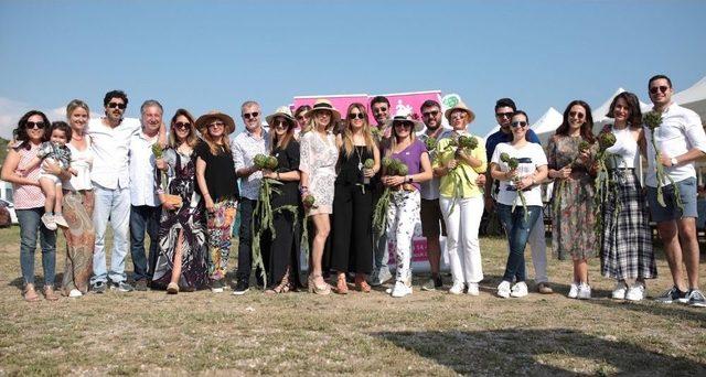 Bu Sofra İyilik Dolu 1