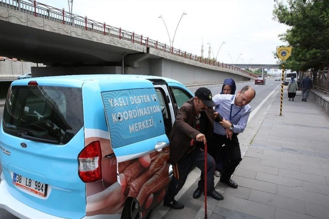 B&uuml;y&uuml;kşehir&rsquo;den Yaşlılara &Ouml;zel Se&ccedil;im Hizmeti