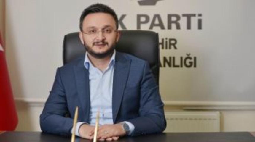 Ak Parti İl Başkanı Yanar, Berat Kandilini Kutladı