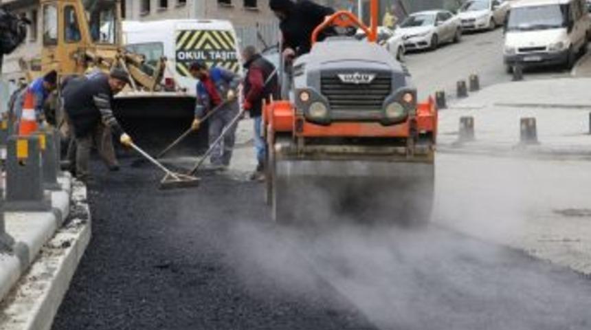 Ey&uuml;psultan&rsquo;da Asfalt &Ccedil;alışmaları Artarak Devam Ediyor