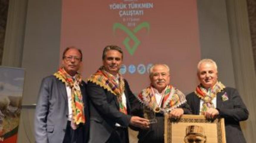 &Ccedil;alıştayda Medya &Ouml;d&uuml;lleri Verildi