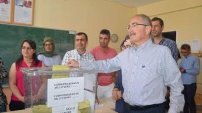 Vali Yaman: &ldquo;ilimizde Bir Olumsuzluk Yok&rdquo;