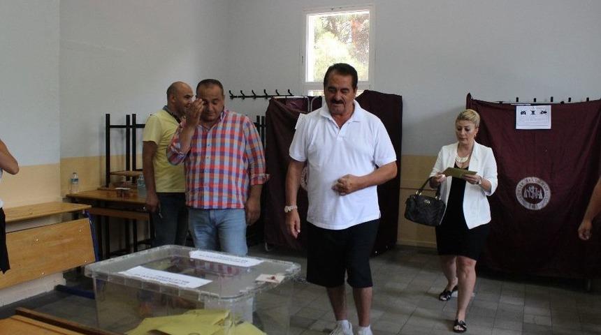 İbrahim Tatlıses Oyunu Kullandı