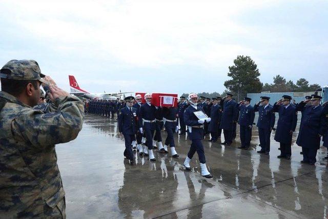 Şehit Serdar Ege’nin Naaşı Eskişehir’e Ulaştı