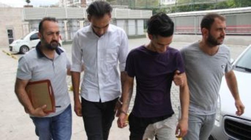 Samsun&rsquo;da Cep Telefonu Gasp Eden Iraklılar Yakalandı