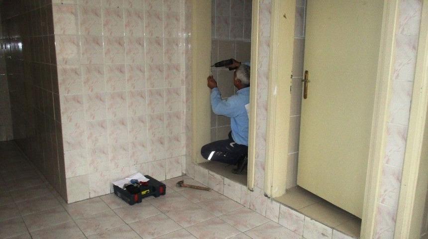 İzmit Belediyesi&rsquo;nden Okullara Fotokopi Kağıdı