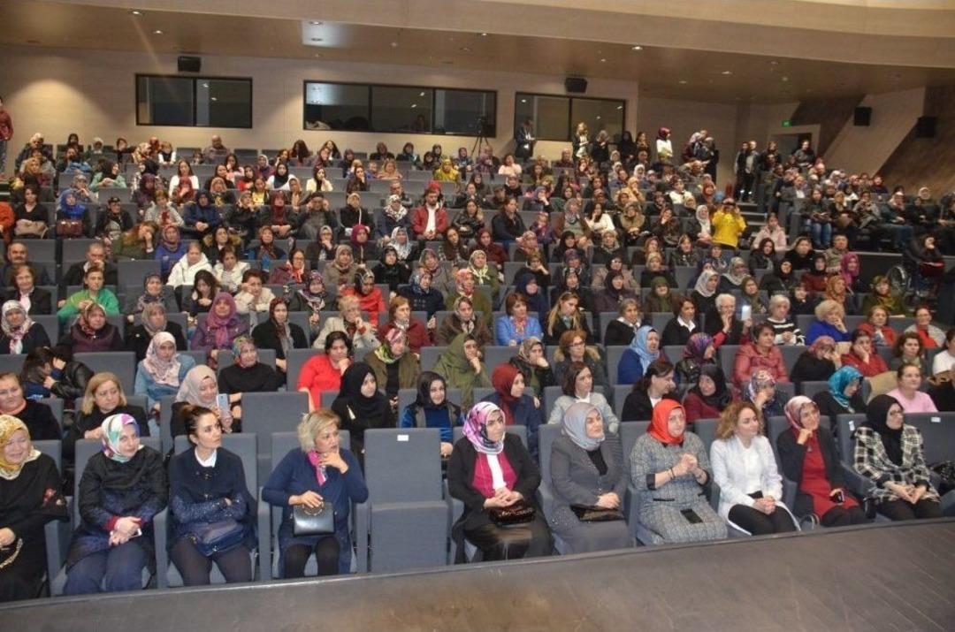 Sağlıklı Yaşam Konferansına B&uuml;y&uuml;k İlgi