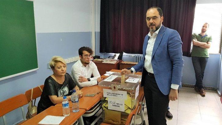 Belediye Başkanları Oylarını Kullandı G1