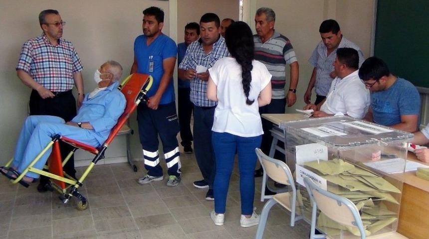 Hastaneden Oy Sandığına