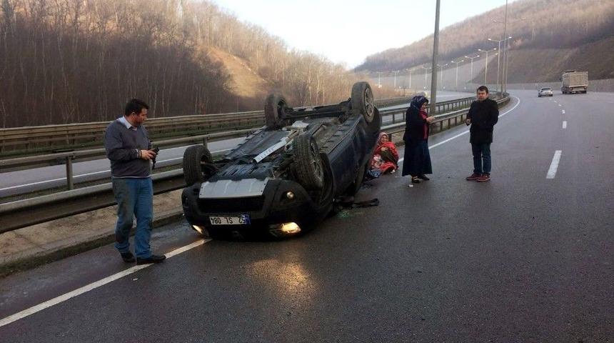 Samsun&rsquo;da Otomobil Takla Attı: 5 Yaralı