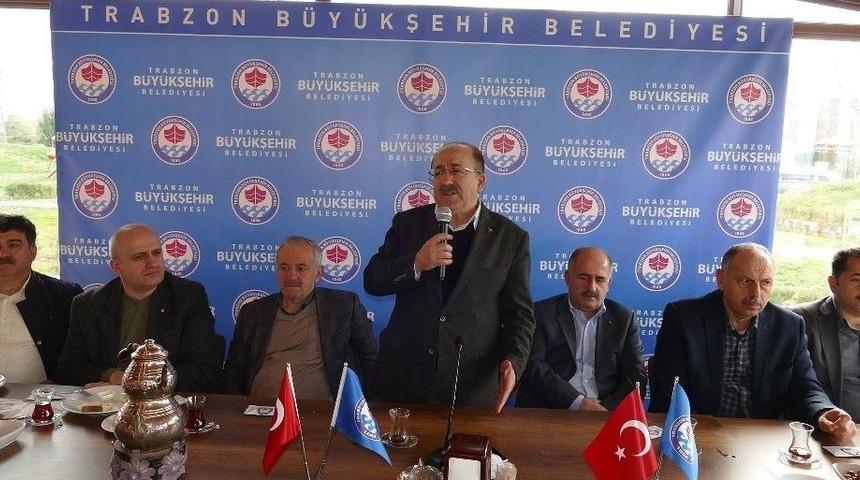 Başkan G&uuml;mr&uuml;k&ccedil;&uuml;oğlu, Hafta Sonu Belediye &Ccedil;alışanları İle Bir Arada