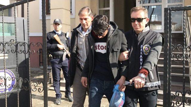 Alkol &Ccedil;alan Hırsız Kardeşler Yakayı Kısa S&uuml;rede Ele Verdi 1