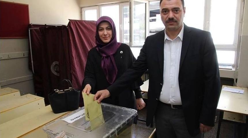 Vali Kaldırım Ve Başkan Yanılmaz Oyunu Kullandı