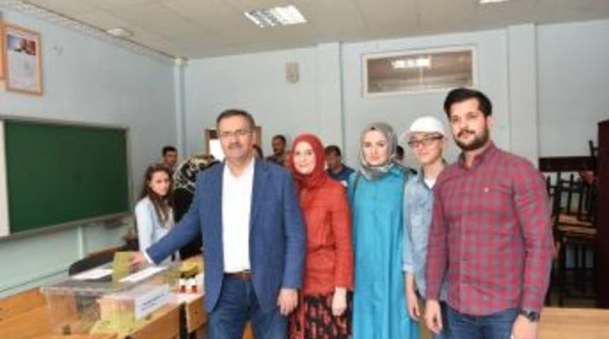 Kızılcahamam Belediye Başkanı G&uuml;ney Oyunu Kullandı