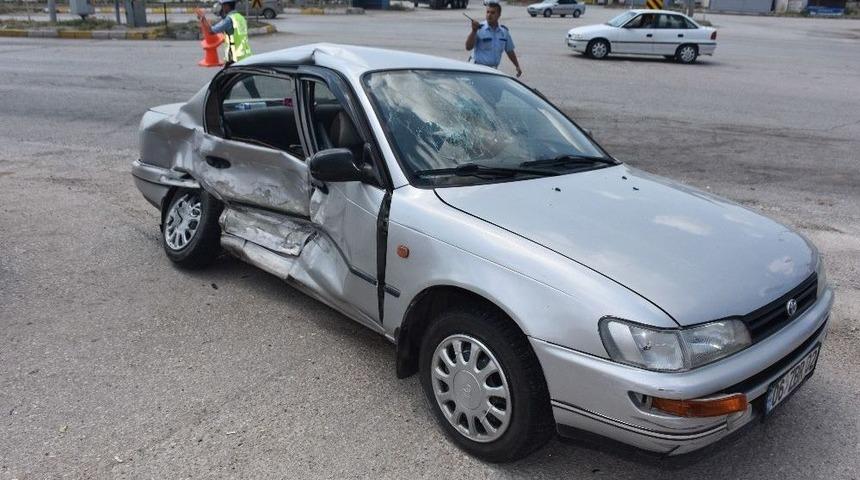 Kırıkkale&rsquo;de Trafik Kazası: 9 Yaralı