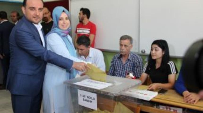 Manisa Milletvekili Murat Baybatur Oyunu Manisa&rsquo;da Kullandı