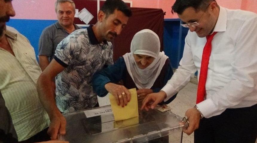 105&rsquo;lik Fikriye Nine Oyunu Kullandı