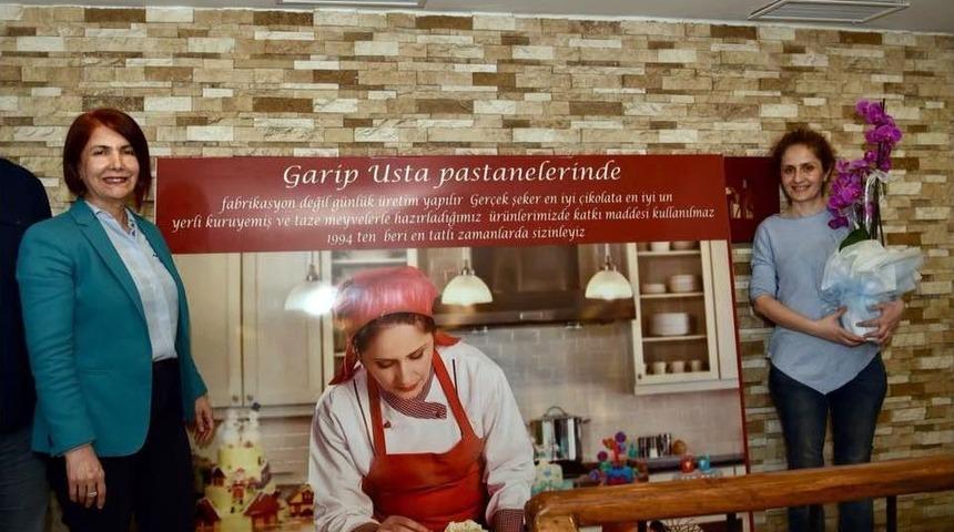 Ekmek Yarışmasında Avcılarlı Sevilay G&ouml;k D&uuml;nya Birincisi