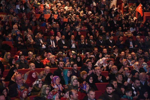 Eller Semaya Mehmet&ccedil;ik İ&ccedil;in A&ccedil;ıldı 2