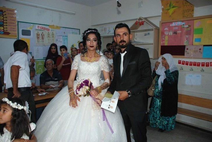 Gelin Damat Zılgıtlarla Sandık Başına Gitti G3