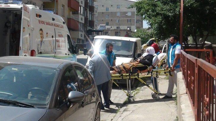 Tatvan’da Hastalar Hasta Nakil Araçlarıyla Oy Kullanımına Götürüldü G4