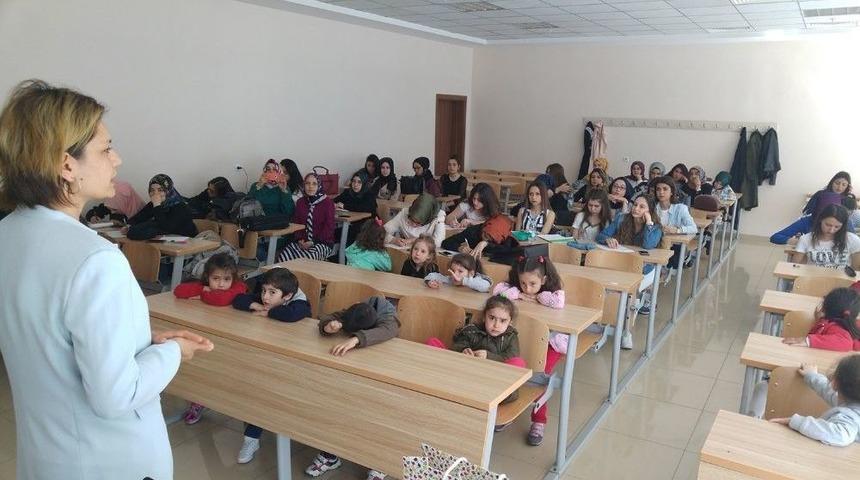 &Ccedil;ocuklar, Kto Karatay &Uuml;niversitesinde Kodlama Yaptı