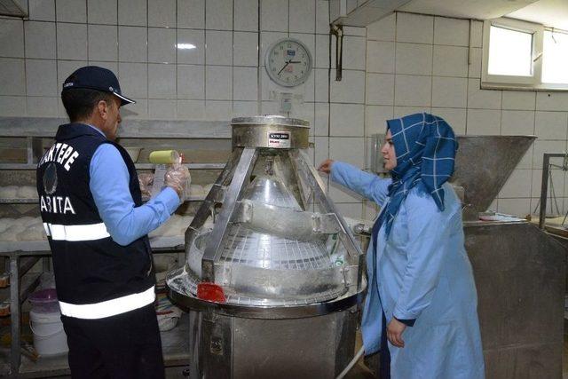 Kartepe’de Ramazan Denetimleri Sürüyor