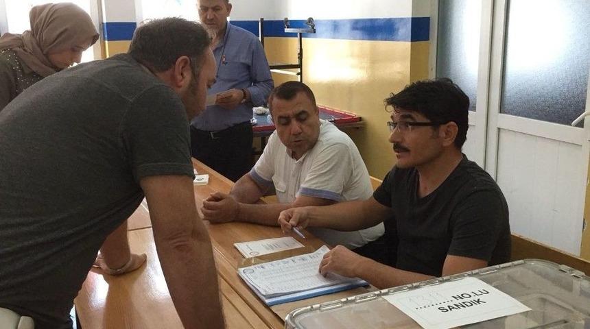 Eskişehir&rsquo;de Oylar Sayılmaya Başlandı