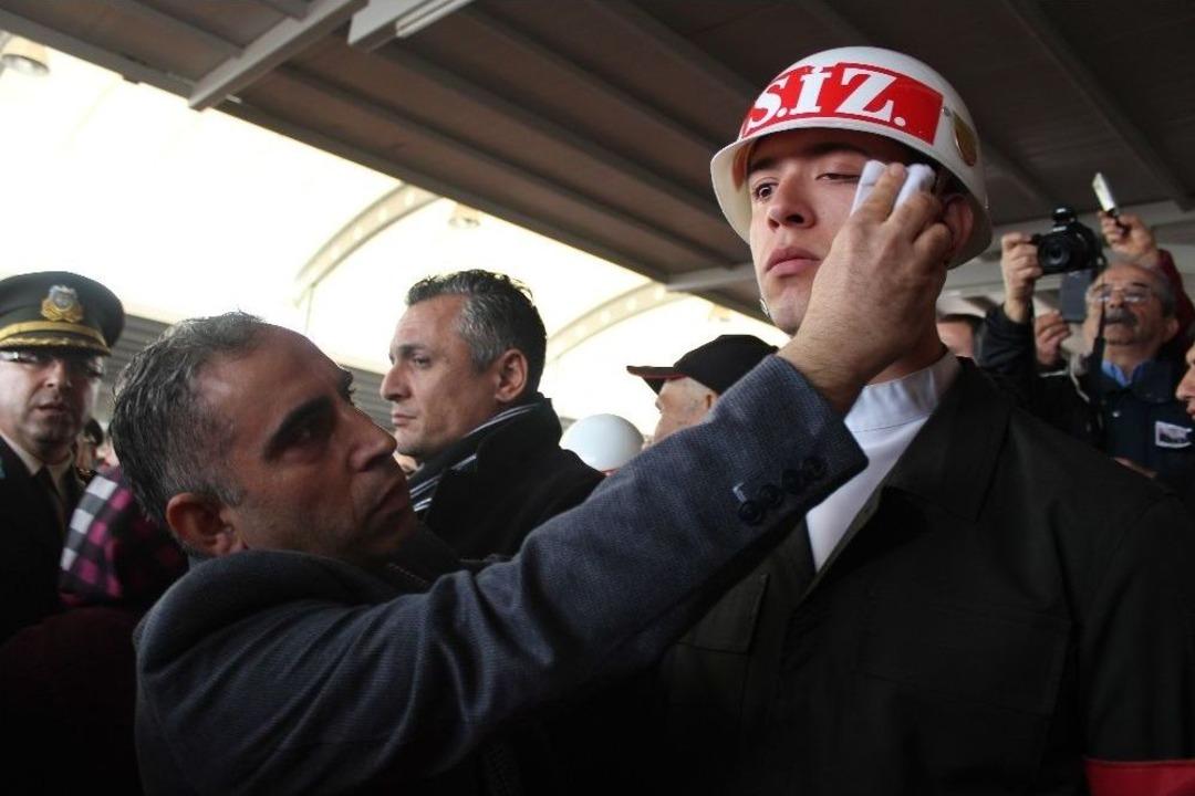 Afrin Şehidi Pilot Y&uuml;zbaşı Son Yolculuğuna Uğurlandı