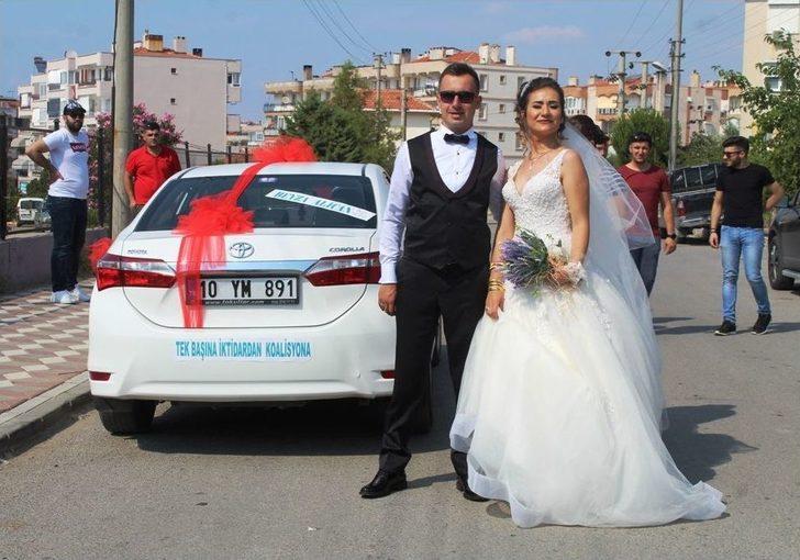 Ayvalık’ta Gelin Ve Damat Düğünden Önce Oy Kullandı G1