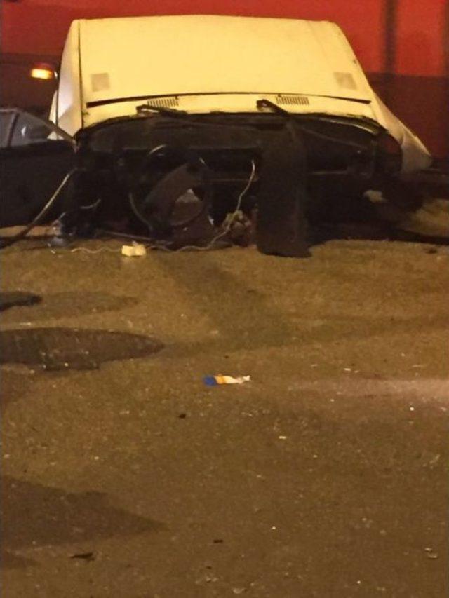 Feci Kazada Otomobil İkiye B&ouml;l&uuml;nd&uuml; 2