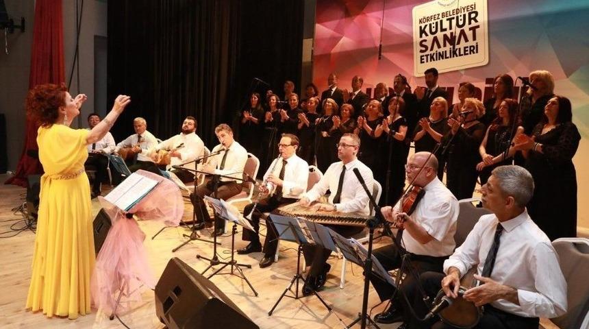 K&ouml;rfezliler Şarkılarla Baharı Kutladırlar