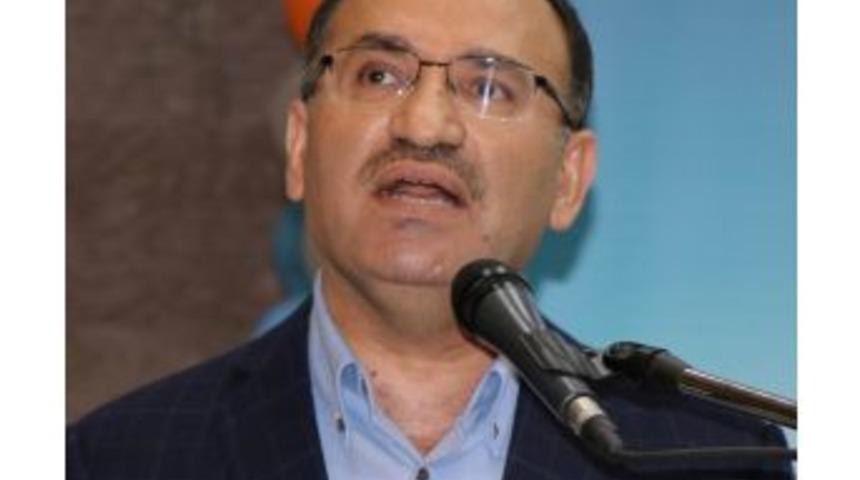 Bozdağ, D&uuml;nya Devletlerine Seslendi: "bizim Sabrımızı Test Etmekten Vazge&ccedil;in"