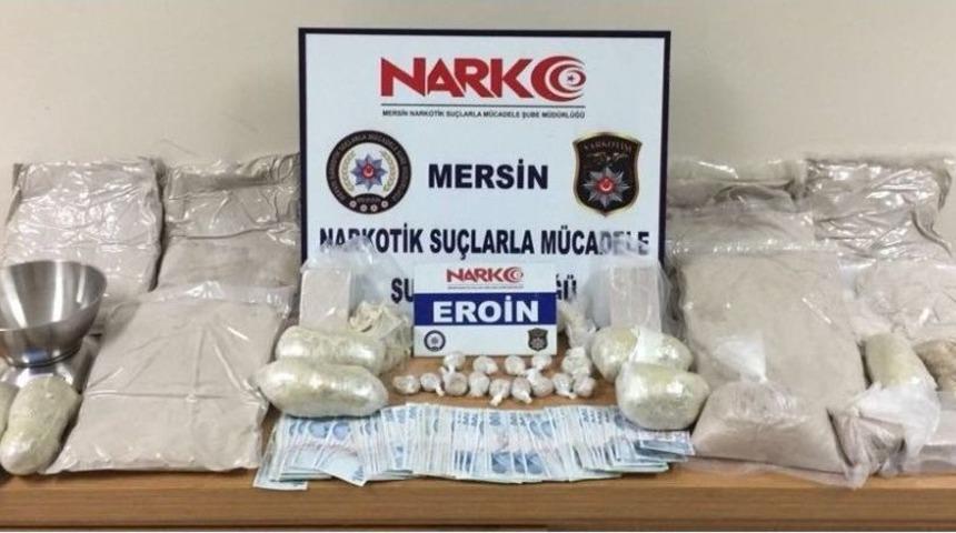 Mersin&rsquo;de 24 Kilo Eroin Ele Ge&ccedil;irildi