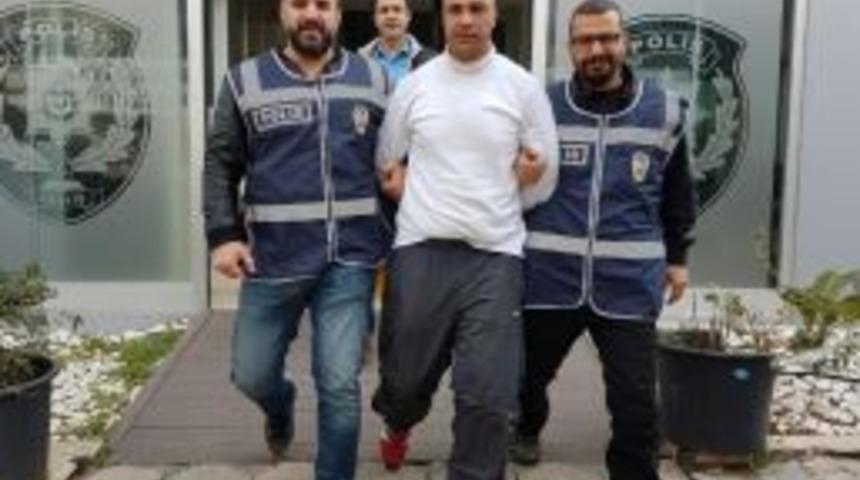 Antalya&rsquo;da Evden Hırsızlık Yapan 1 Kişi Yakalandı