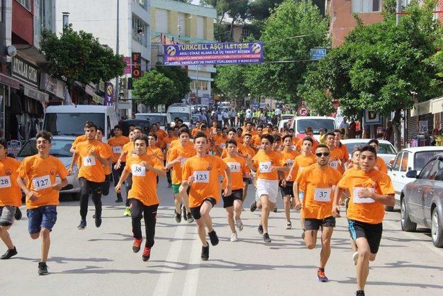 Kozan’da 2 Haziran Kurtuluş Koşusu Yapıldı