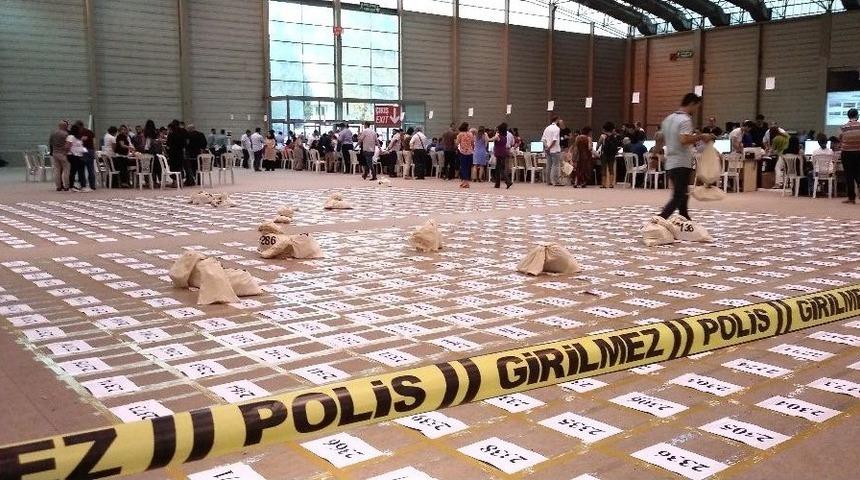 İzmir&rsquo;deki Oylar İl Se&ccedil;im Kuruluna Getiriliyor