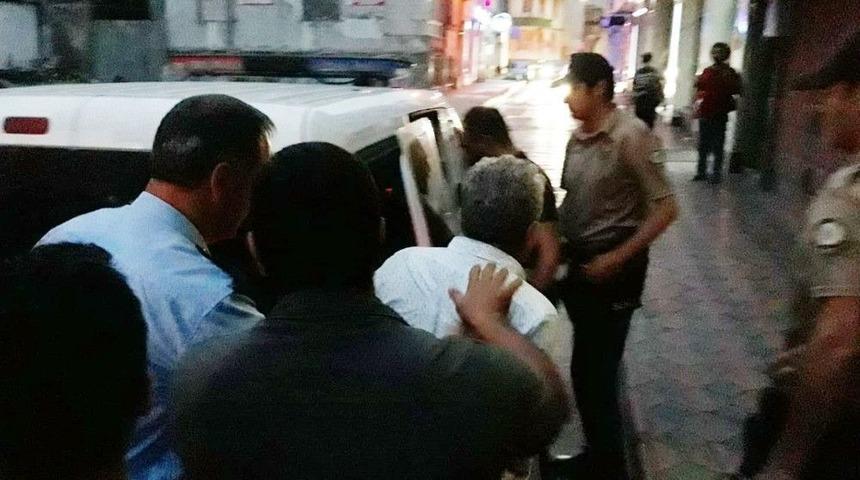 Se&ccedil;im Kurulu &Ouml;n&uuml;nde Alkol Alan 3 Şahıs G&ouml;zaltına Alındı