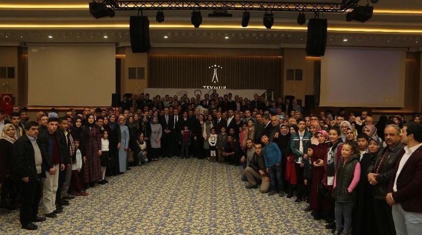 Umreye Giden 147 &Ouml;ğrenci Ve Aileleri Tahmazoğlu İle Buluştu