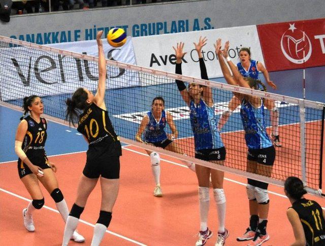 Vestel Ven&uuml;s Sultanlar Ligi: &Ccedil;anakkale Belediyespor: 1 - Vakıfbank: 3 2