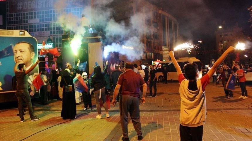 Gaziosmanpaşa’da Coşkulu Kutlama