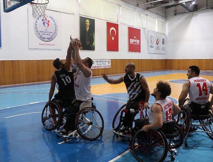 Tekerlekli Sandalye Basketbol Süper Ligi: K. Karabükspor: 69 - Beşiktaş Rmk Marine: 73 G4