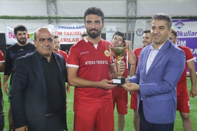 Silopi’de Eğitim Bir-sen’in Futbol Turnuvası Sona Erdi