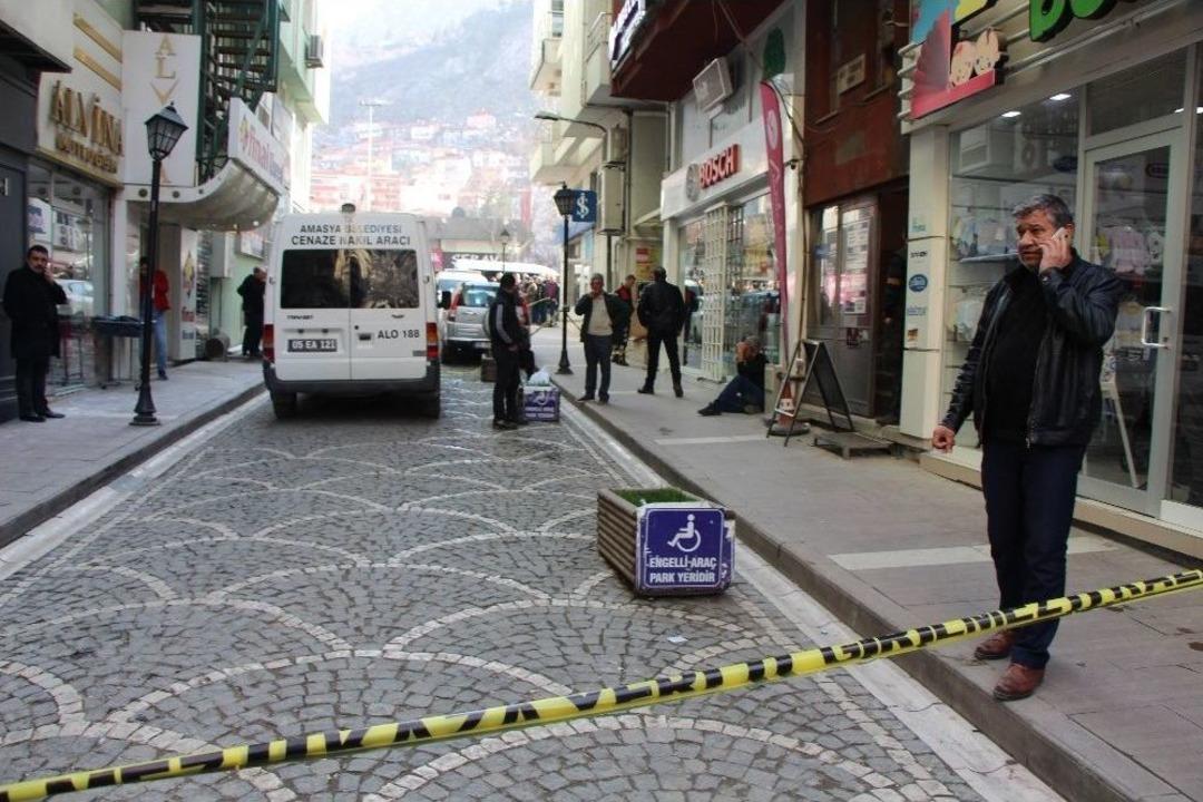Amasya&rsquo;da Futbol Sevenler Derneğinde Polis Dehşeti: 2 &Ouml;l&uuml;