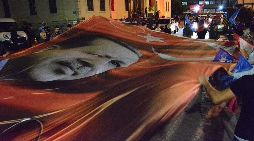 Sinop&rsquo;ta Vatandaşların Se&ccedil;im Kutlamaları