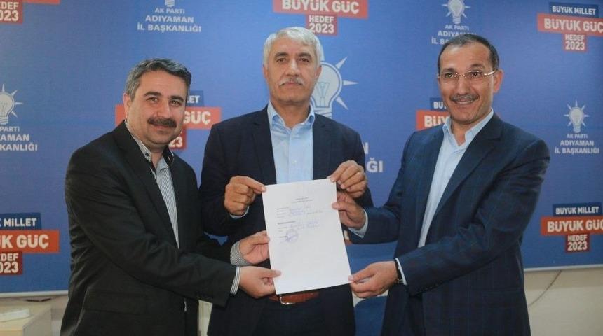 Gaffari İzci Ak Parti&rsquo;ye Aday Adaylığı Başvurusu Yaptı